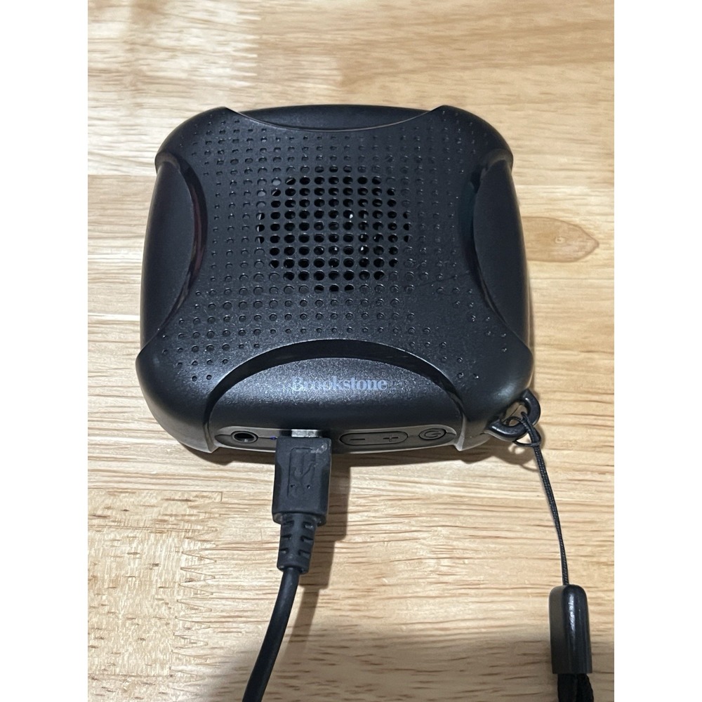 Brookstone Bluetooth Speaker Pocket Tune- 4x4‎ - Excellent Pre-Owned Condition